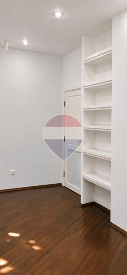 Casă individuală cu 6 camere cu Teren 160 Mp în Știrbei Vodă