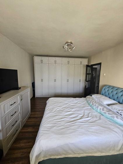Apartament cu 2 camere decomandat în Lipovei