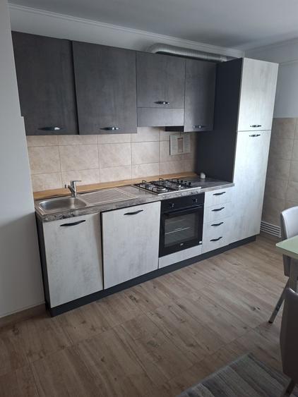 Apartament cu 2 camere decomandat în Ultracentral