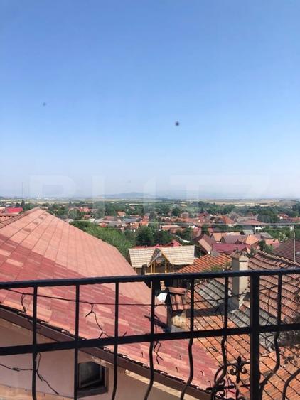Casă individuală cu 6 camere cu Canalizare în Săcele