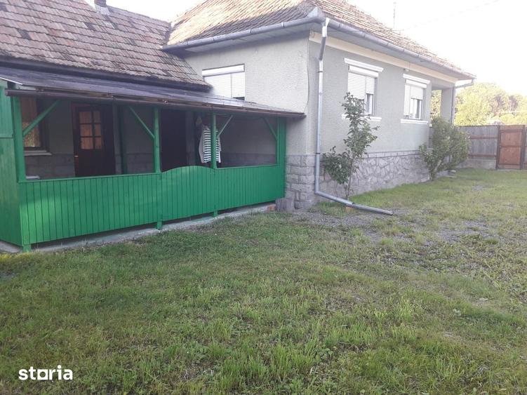 Casă cu 3 camere cu Teren 3200 Mp în Meseșenii de Jos