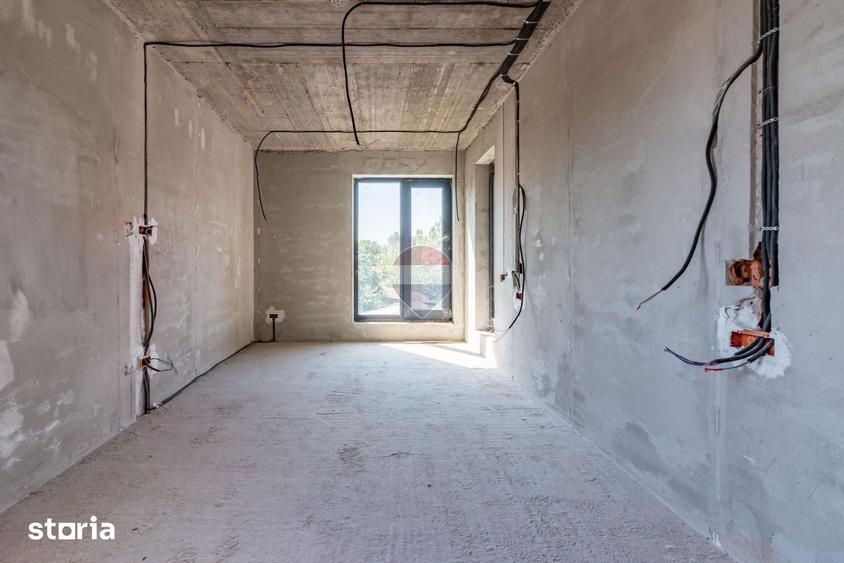 Casă cu 4 camere cu Teren 701 Mp în Corbeanca