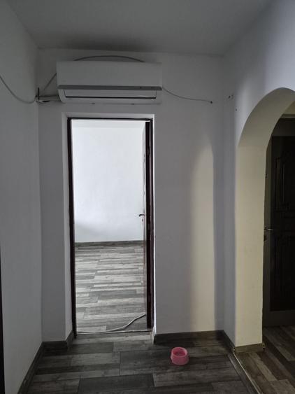 Apartament de vanzare - 6