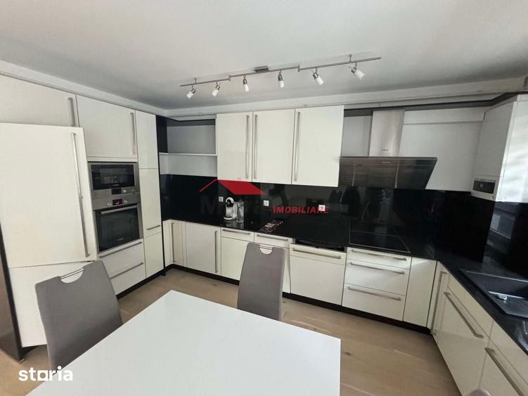 Casă cu 3 camere cu Teren 200 Mp în Central