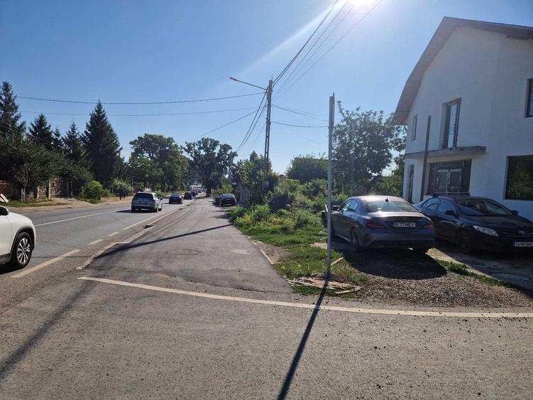 De inchiriat cladire la strada principala in Valea Ursului - 1