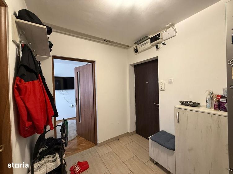 Apartament cu 3 camere în Deve