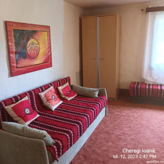 Casă cu 2 camere cu Teren 6200 Mp în Glăjărie