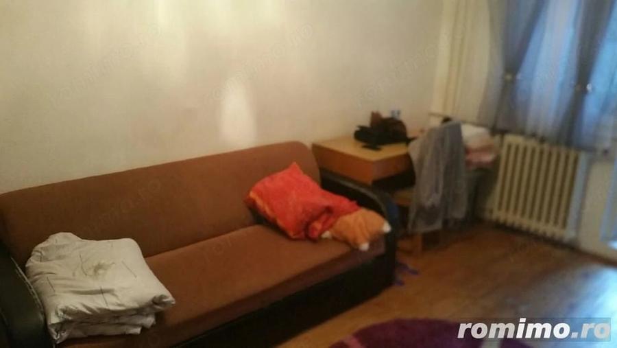 Apartament cu 2 camere decomandat în Eroii Revoluției