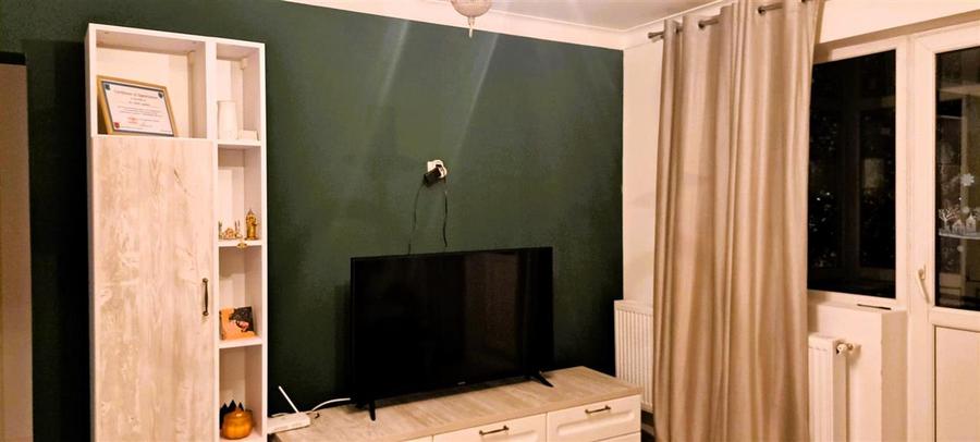 Apartament cu 2 camere semidecomandat, mobilat în Micro 3