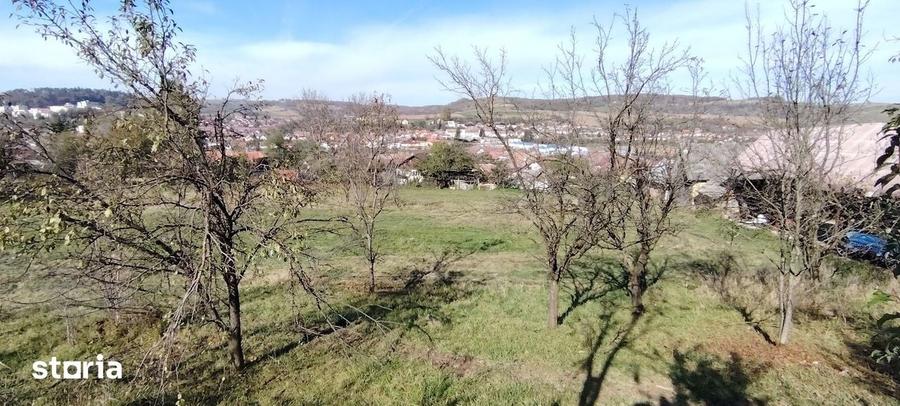 Teren de 3798 mp, în Central