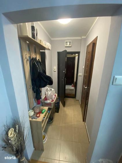 Apartament 2 camere , parter , M14 , Muresului , renovat , 39.000 euro - 6