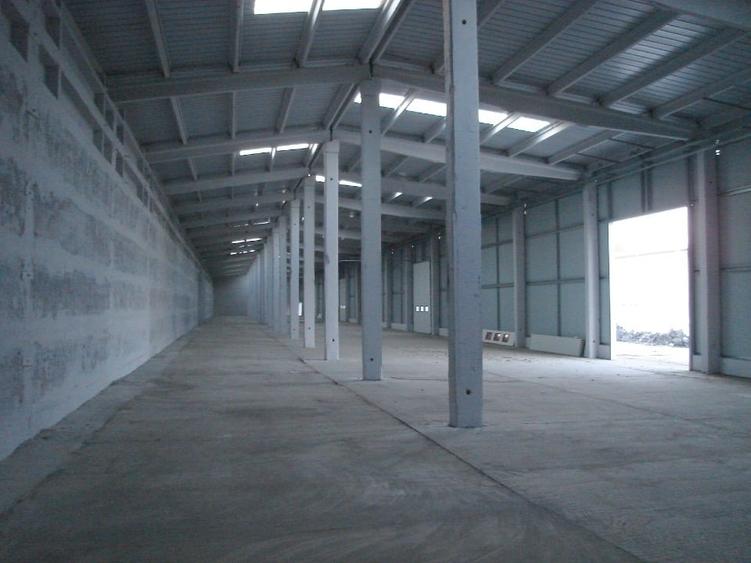 Spațiu industrial, de 1,250 mp, în Giarmata