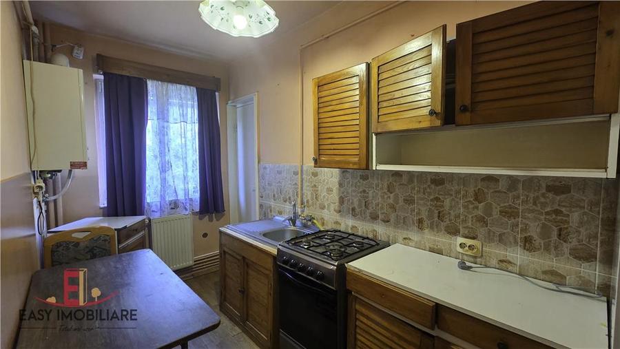 Apartament cu 2 camere decomandat în 1848