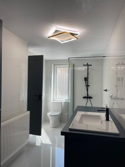 Apartament cu 3 camere decomandat în Ultracentral