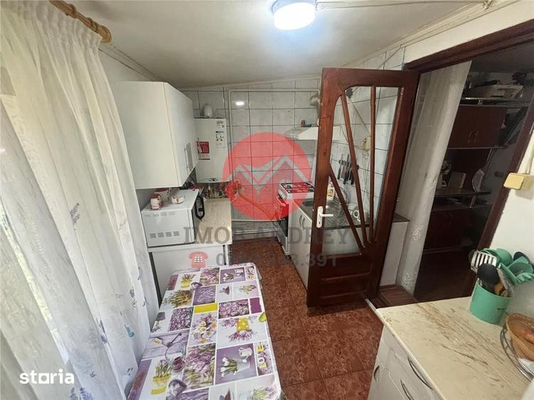 Apartament 2 camere de vanzare, mobilat, pregatit pentru mutare - 1