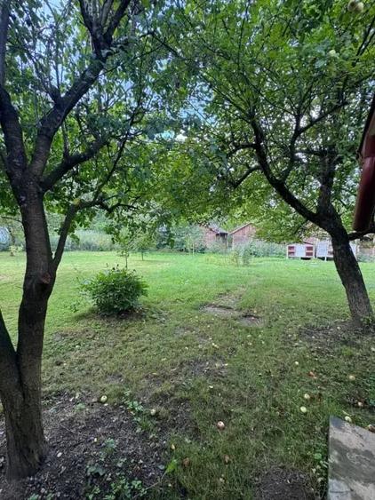 Casă cu Teren 1153 Mp în Solca