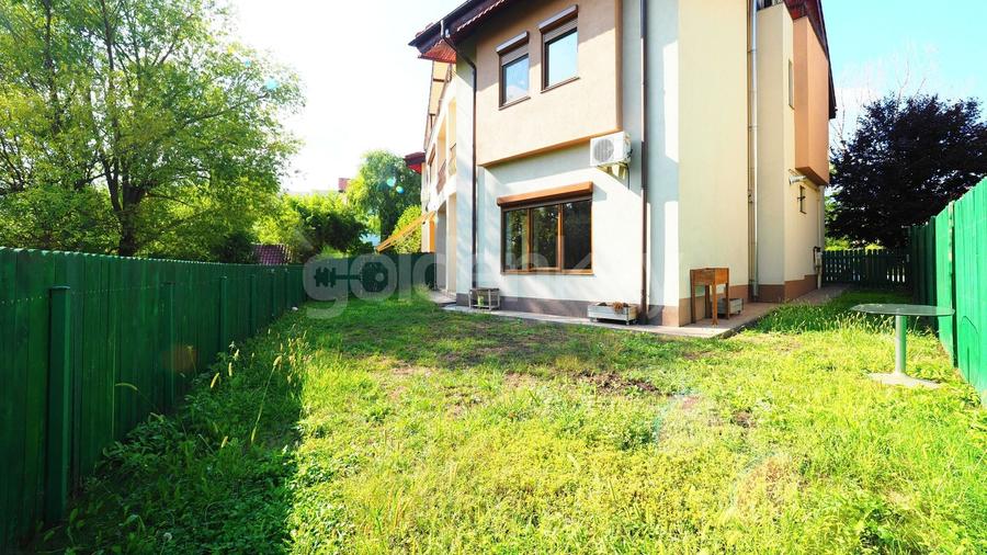 Casă individuală cu 7 camere cu Canalizare în Pipera