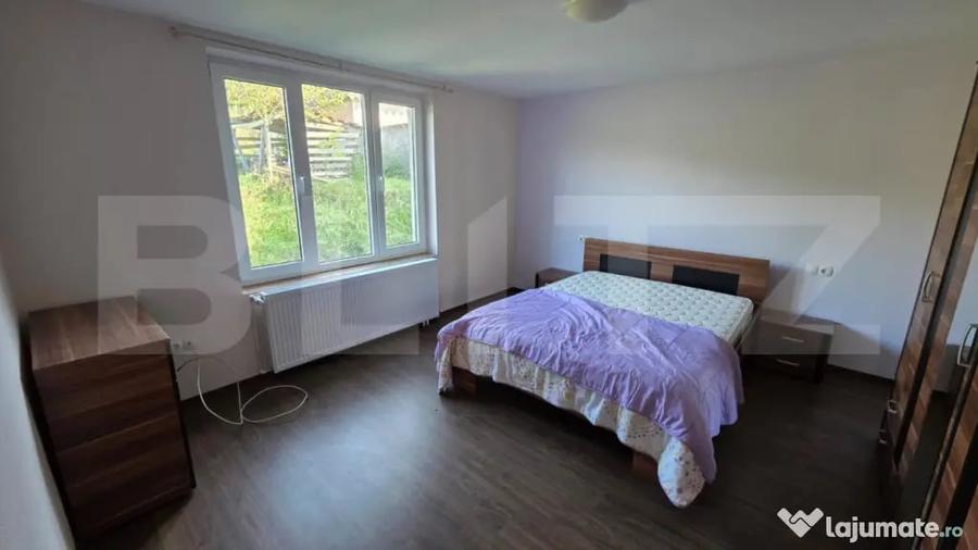Casă cu 4 camere cu Teren 1000 Mp în Central