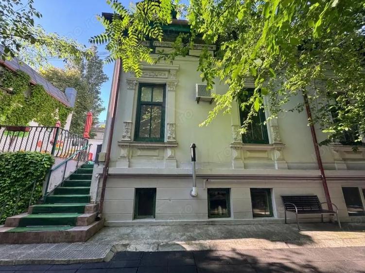 Casă cu Teren 877 Mp în Grădina Icoanei