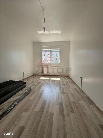 Apartament cu 2 camere decomandat în Mircea cel Bătrân