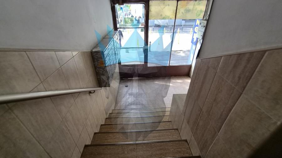 Apartament cu 2 camere semidecomandat, mobilat în Kogălniceanu