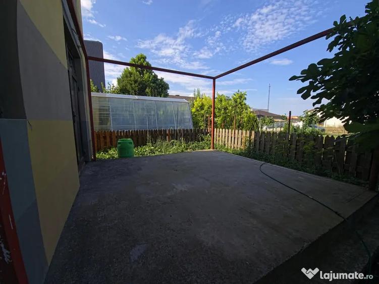 Casă cu 4 camere cu Teren 362 Mp în Cumpăna