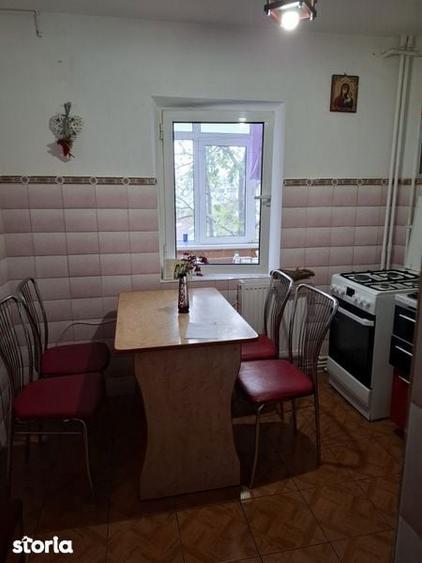 Apartament cu 2 camere decomandat în Dorobanți