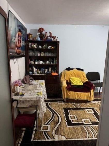 Apartament cu 2 camere decomandat în CET