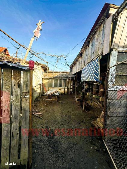 Casă cu 3 camere cu Teren 700 Mp în Central