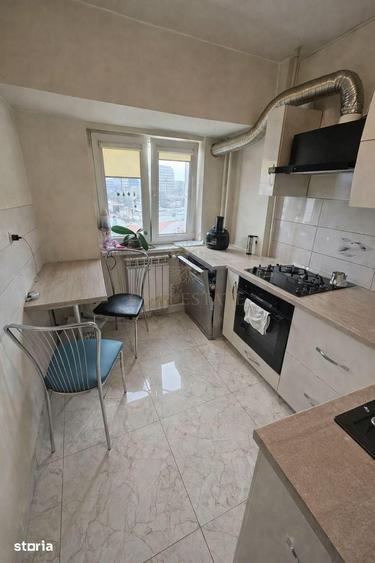 Apartament cu 3 camere decomandat în Decebal