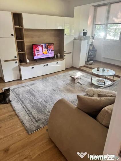 Apartament cu 2 camere semidecomandat în Calea Moldovei
