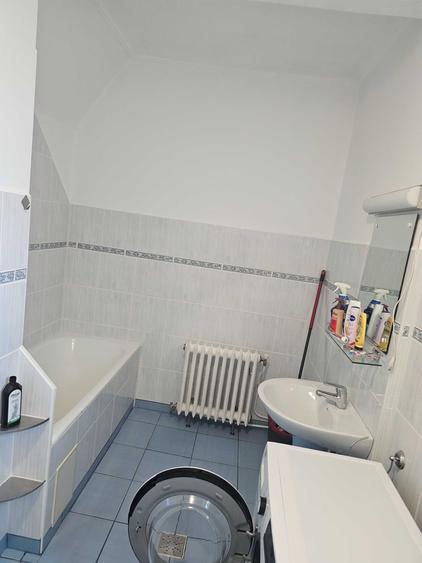 Casă cu Teren 650 Mp în Dâmbul Rotund