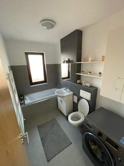 Apartament cu 2 camere decomandat, mobilat în Dumbrăvița