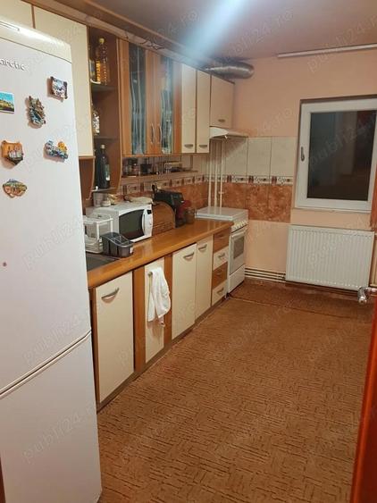 Apartament cu 3 camere decomandat în Mircea cel Bătrân