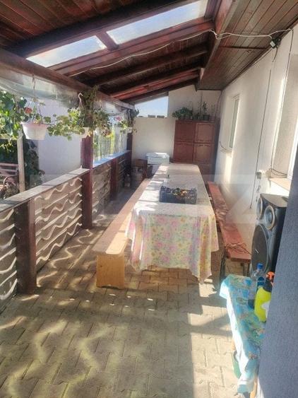 Casă individuală cu 4 camere cu Teren 388 Mp în Siret
