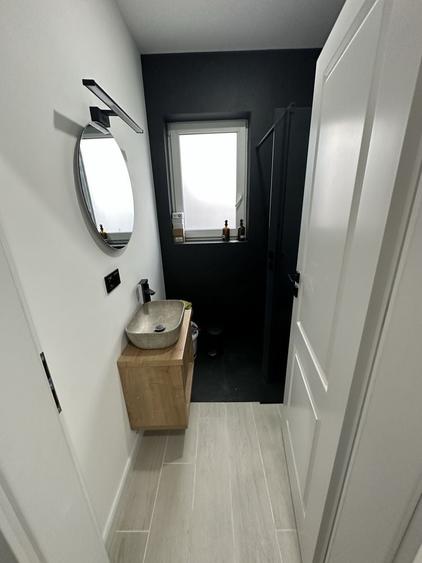 Apartament cu 3 camere în Florești