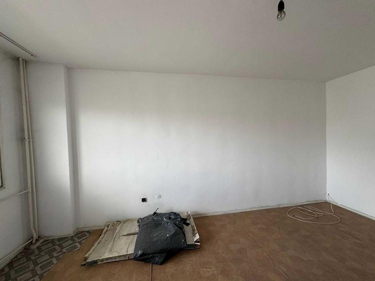 Apartament cu 2 camere decomandat în Sud