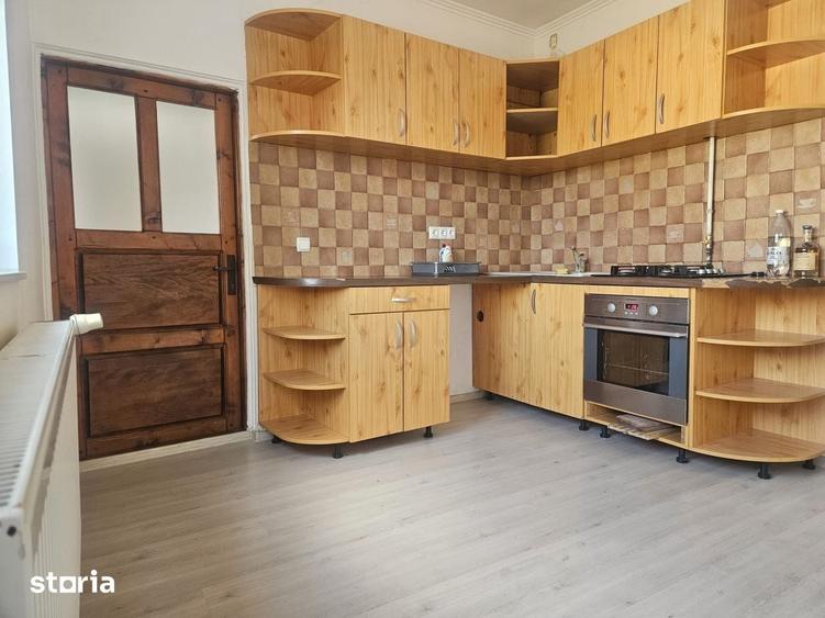 Casa renovata 3 camere, curte mare de 916 mp ] Salard - 7