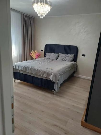 Casă cu 4 camere în Schela