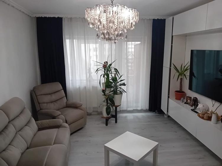 Inchiriez apartament 2 camere - 1
