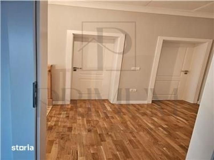 Casă cu 5 camere cu Teren 350 Mp în Central