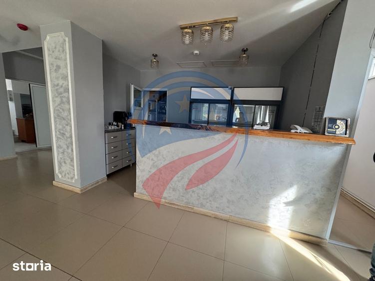 Spațiu comercial, de 900 mp, în Podari
