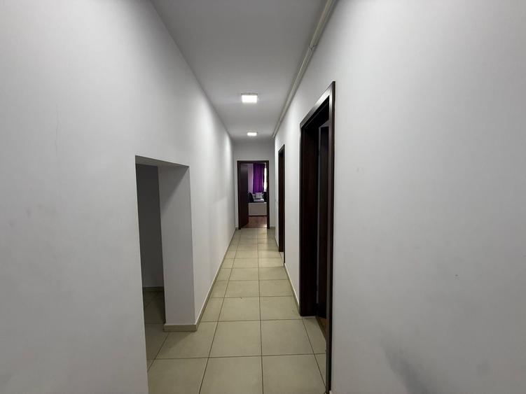 Apartament cu 2 camere decomandat, mobilat în Central