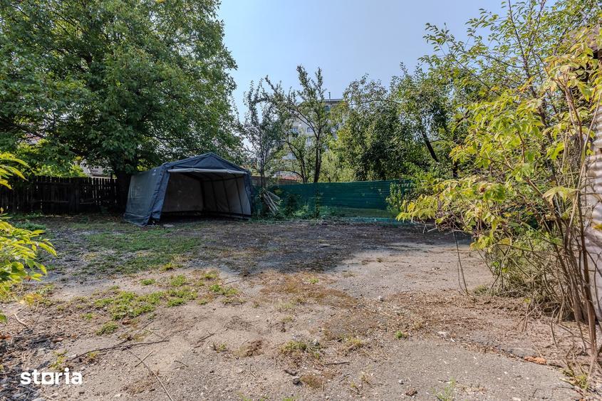 Casă cu 5 camere cu Teren 135 Mp în Aurel Vlaicu