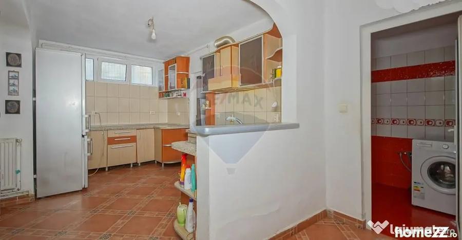 Casă cu 4 camere cu Teren 108 Mp în Schei