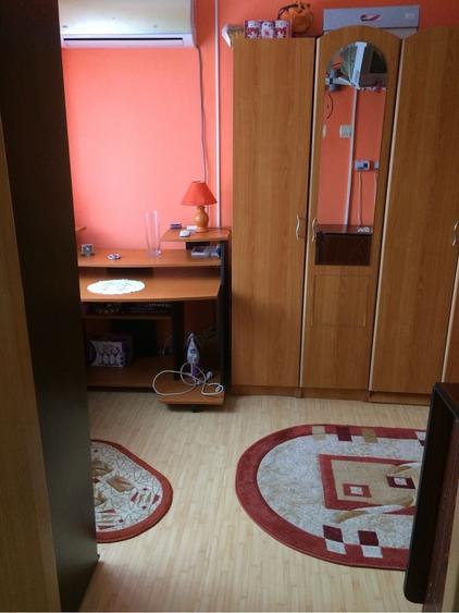 Apartament cu 2 camere decomandat în Exterior Vest