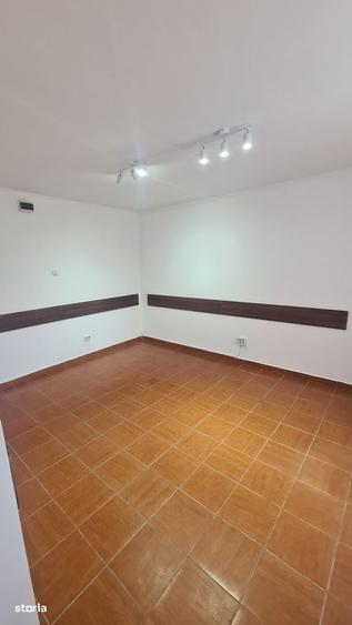 Spațiu comercial, de 29 mp, în Nord