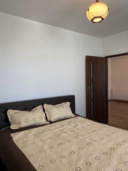 Apartament cu 2 camere semidecomandat în Calea Turzii