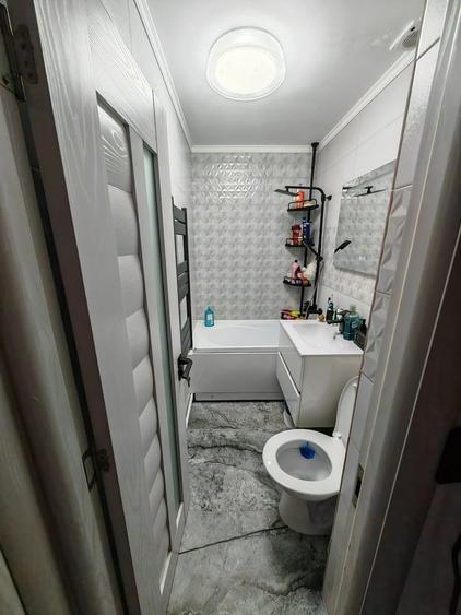 Apartament cu 2 camere semidecomandat în Micro 15