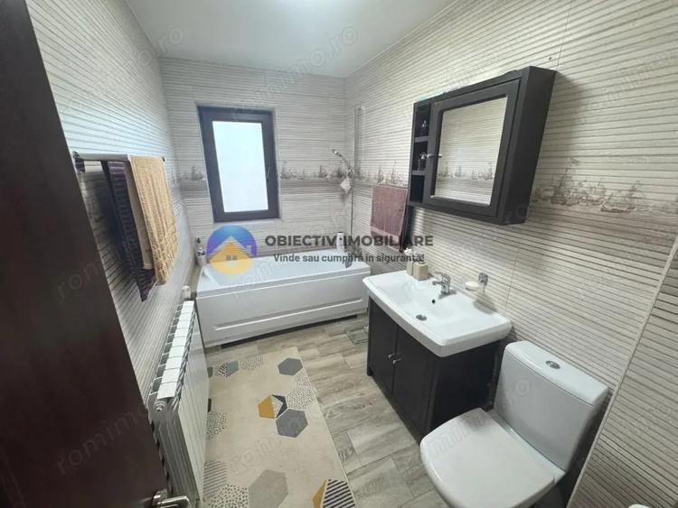 Casă cu 4 camere cu Teren 1824 Mp în Pângărați